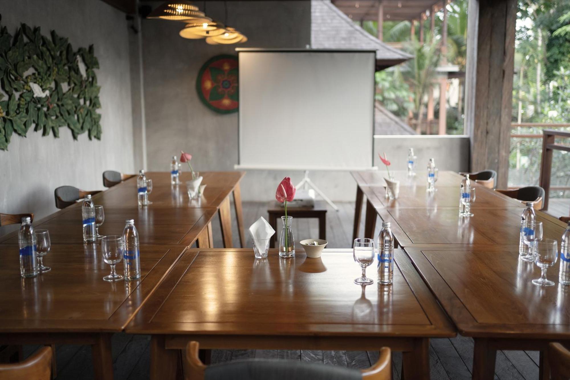 Anandadara Ubud Resort & Spa Exterior photo